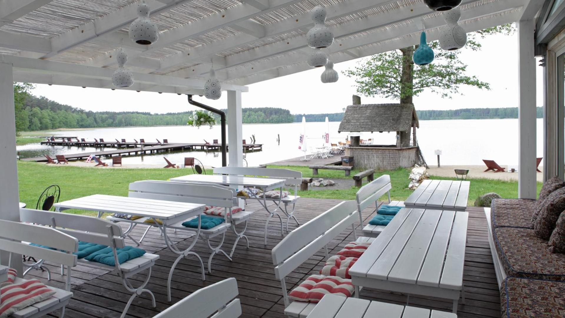 Jabłoń Lake Resort Pisz Eksteriør bilde